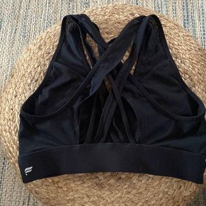 Fabletics Faye Medium Impact Sports Bra